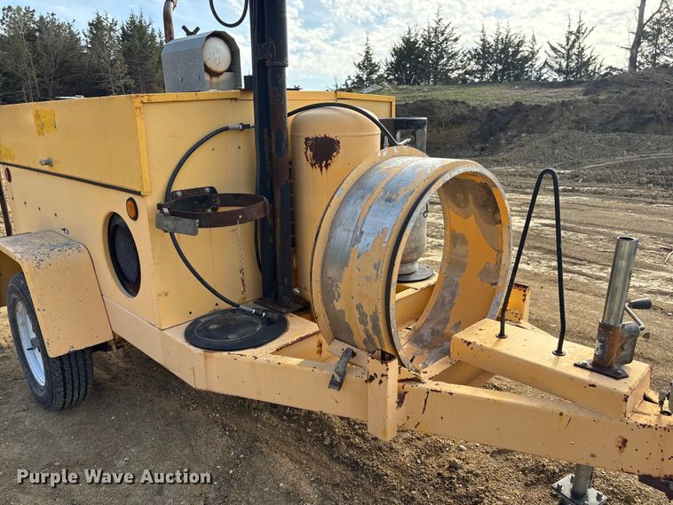 image for item FG2873 1999 Vermac F-101KP manhole support trailer