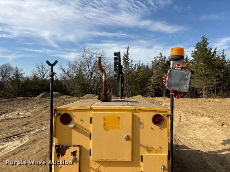 image for item FG2873 1999 Vermac F-101KP manhole support trailer