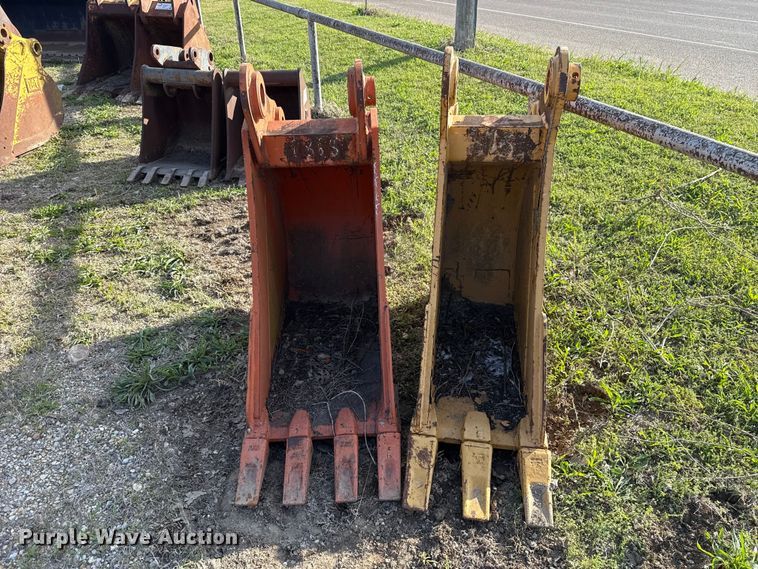 image for item FH6506 (2) SEC excavator buckets