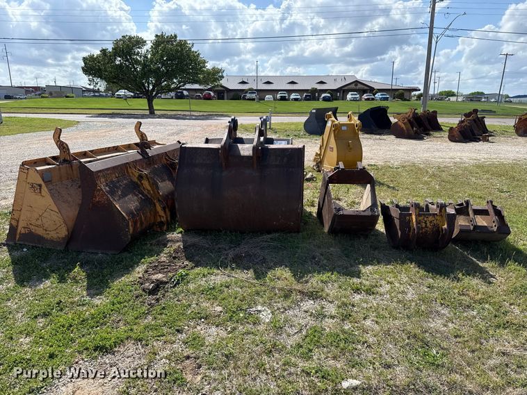 image for item FH6507 (8) buckets