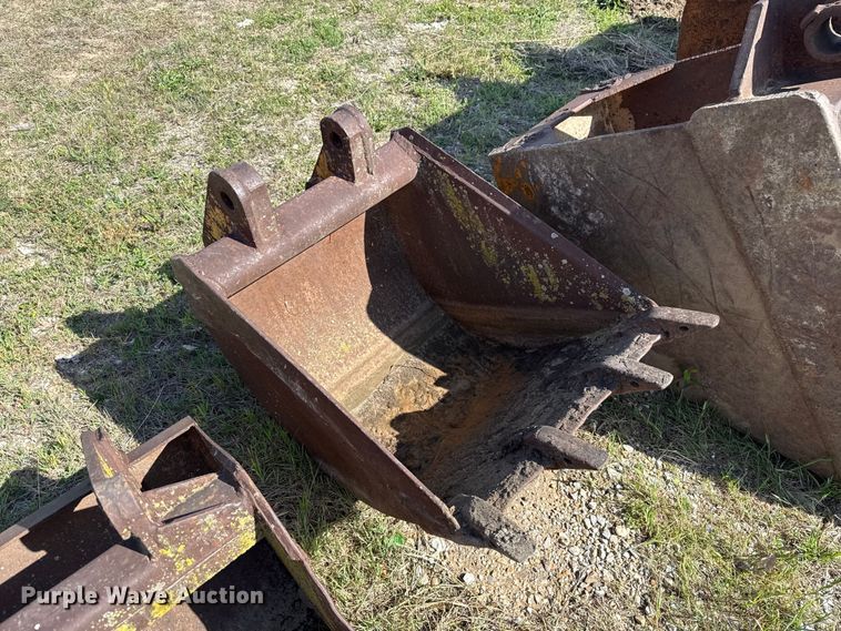 image for item FH6507 (8) buckets