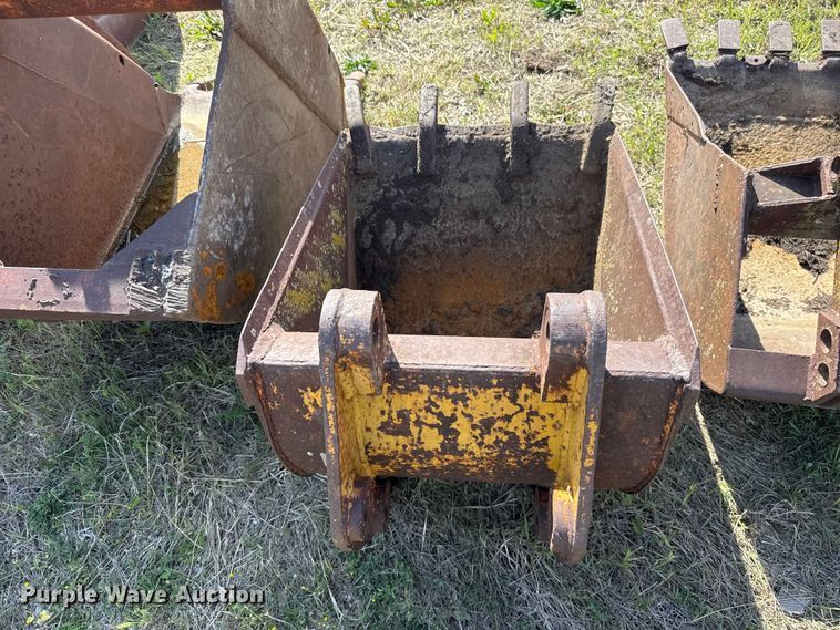 image for item FH6507 (8) buckets