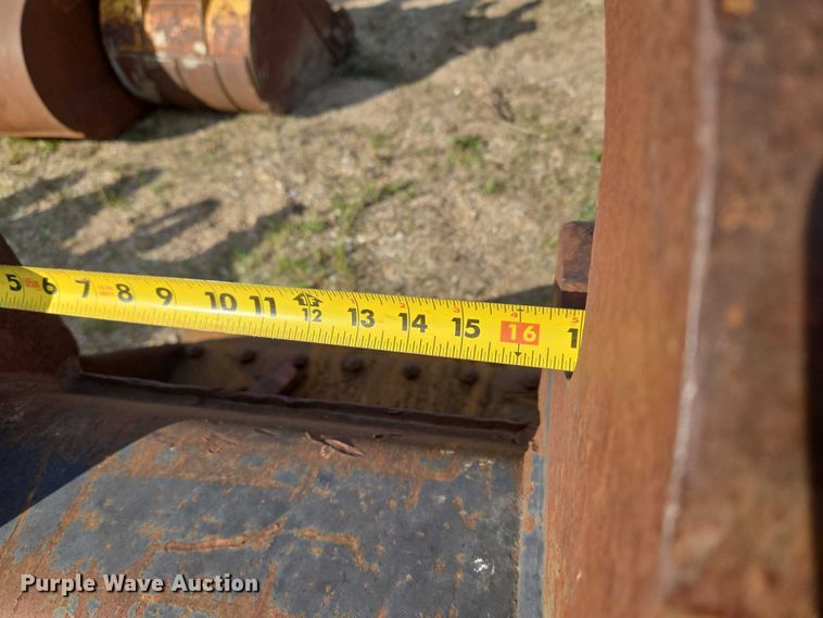 image for item FH6508 Excavator attachments