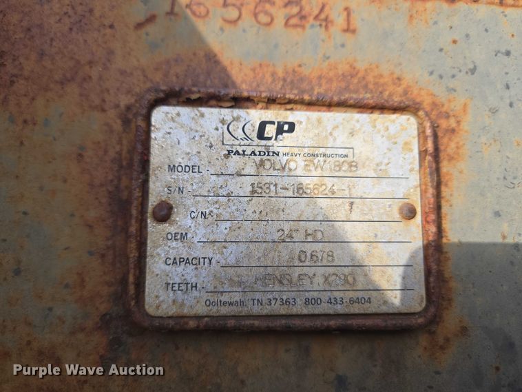 image for item FH6511 (2) excavator buckets