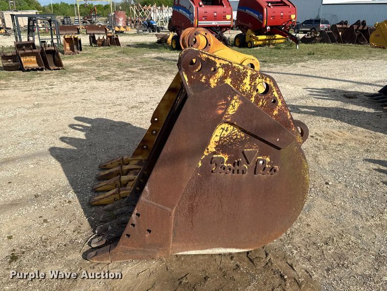 image for item FH6526 (2) excavator buckets