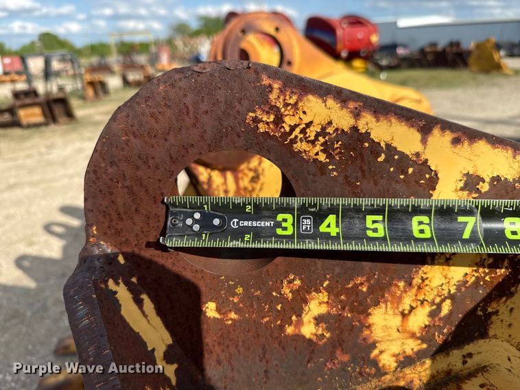 image for item FH6526 (2) excavator buckets