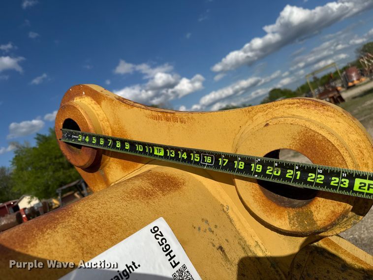 image for item FH6526 (2) excavator buckets