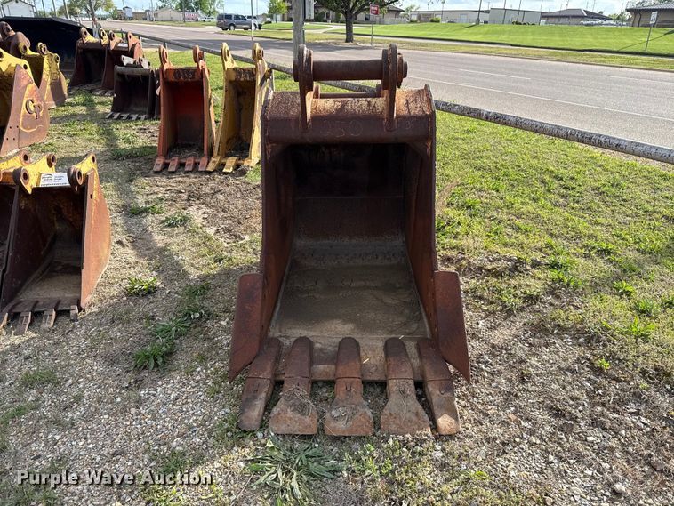image for item FH6527 CF excavator bucket