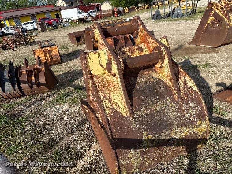 image for item FH6527 CF excavator bucket