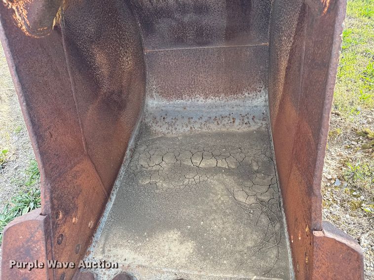 image for item FH6527 CF excavator bucket