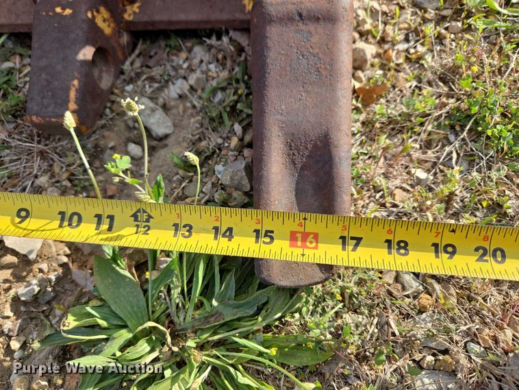 image for item FH6528 (3) Caterpillar excavator buckets