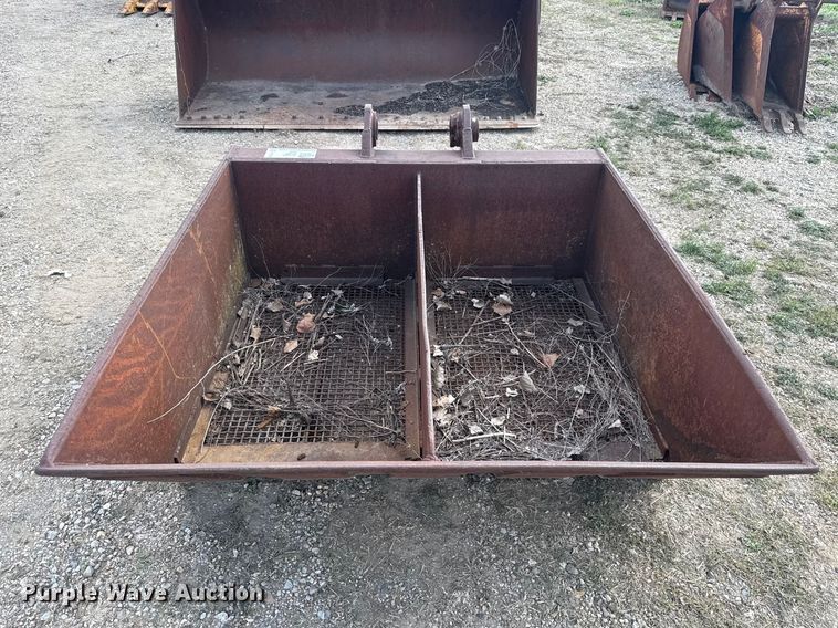 image for item FH6529 Excavator screen bucket