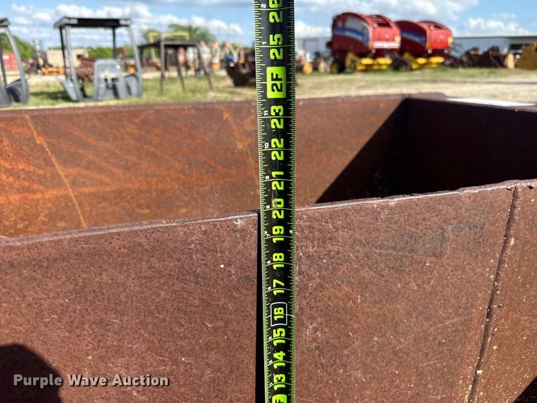 image for item FH6529 Excavator screen bucket