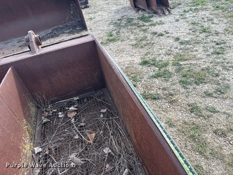 image for item FH6529 Excavator screen bucket