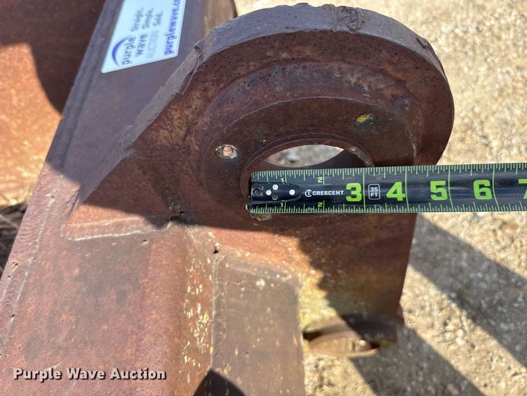 image for item FH6529 Excavator screen bucket