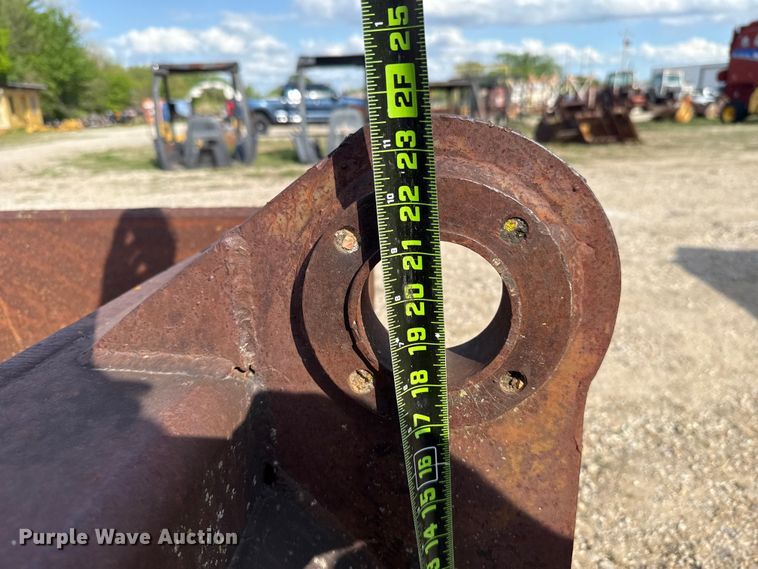 image for item FH6529 Excavator screen bucket