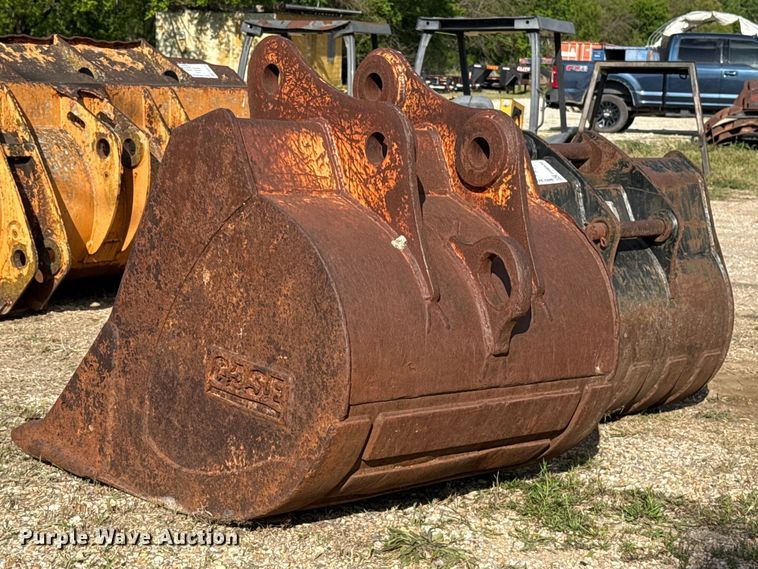 image for item FH6535 (2) excavator buckets