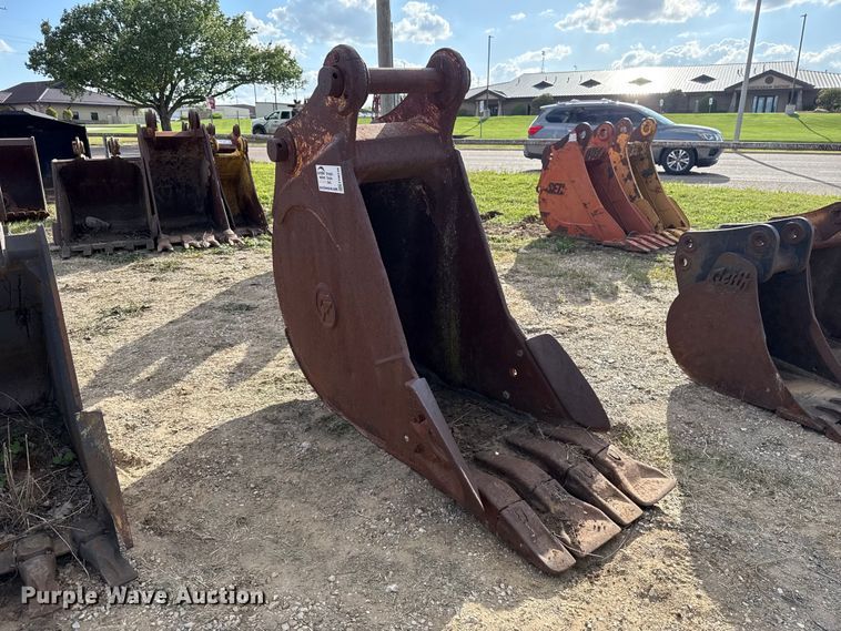 image for item FH6536 CF excavator bucket