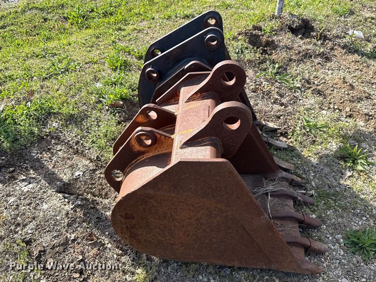 image for item FH6538 (2) buckets