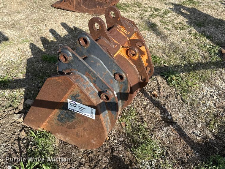 image for item FH6538 (2) buckets