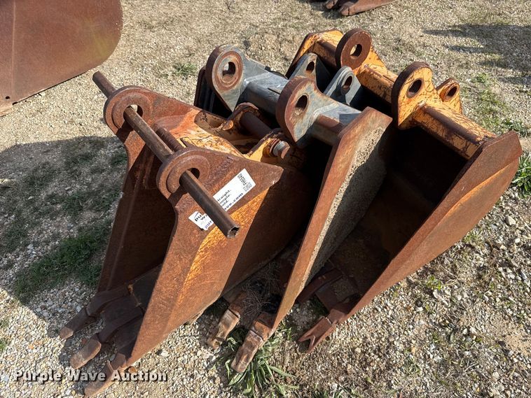 image for item FH6540 (3) backhoe buckets