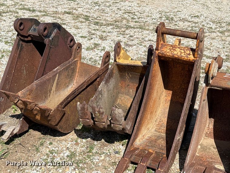 image for item FH6541 (5) backhoe buckets