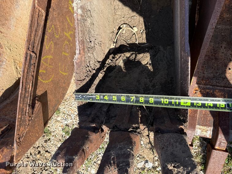 image for item FH6541 (5) backhoe buckets