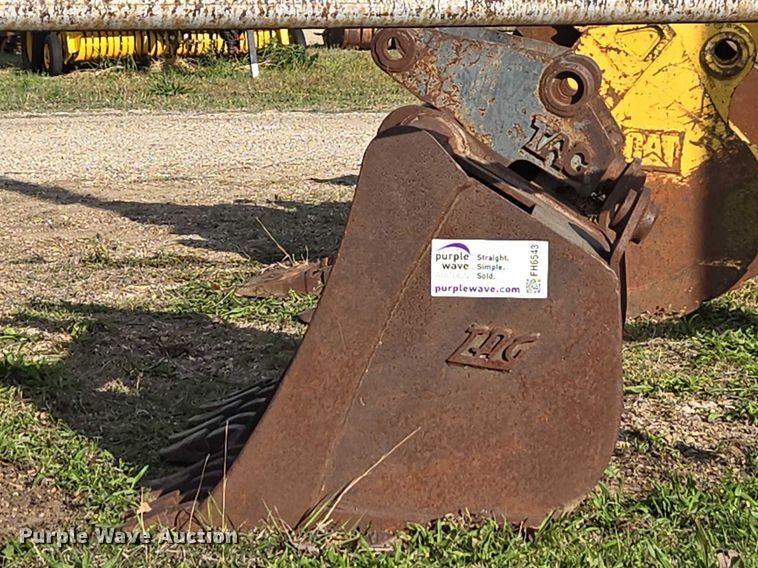 image for item FH6543 Backhoe attachments