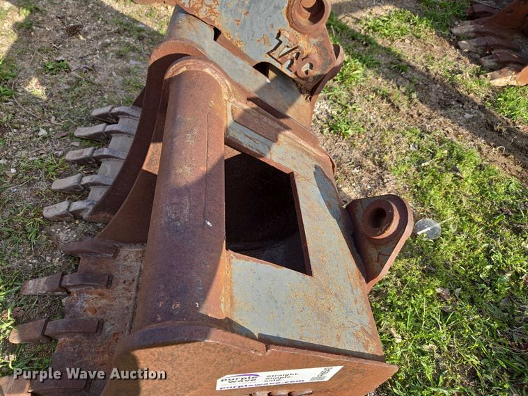 image for item FH6543 Backhoe attachments