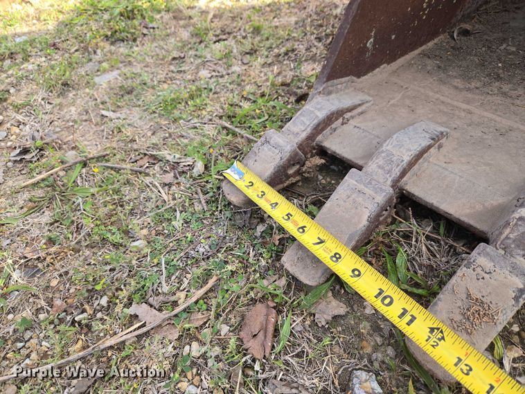 image for item FH6543 Backhoe attachments