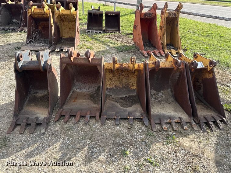 image for item FH6548 (5) excavator buckets