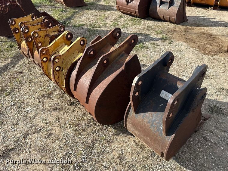 image for item FH6548 (5) excavator buckets