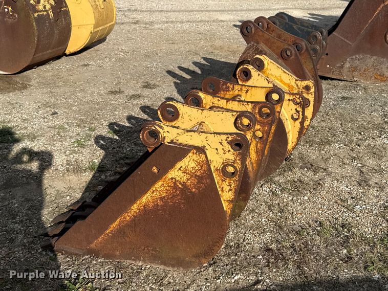 image for item FH6548 (5) excavator buckets