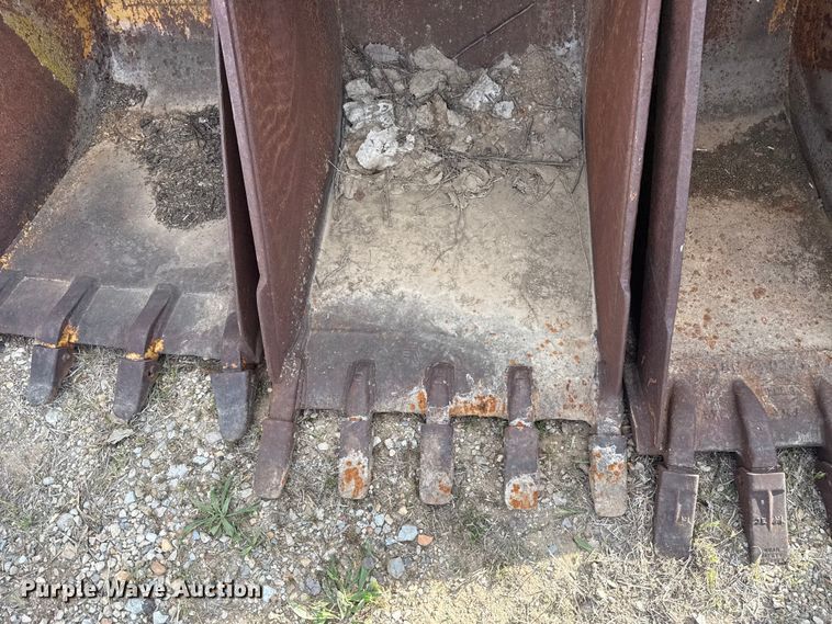 image for item FH6548 (5) excavator buckets