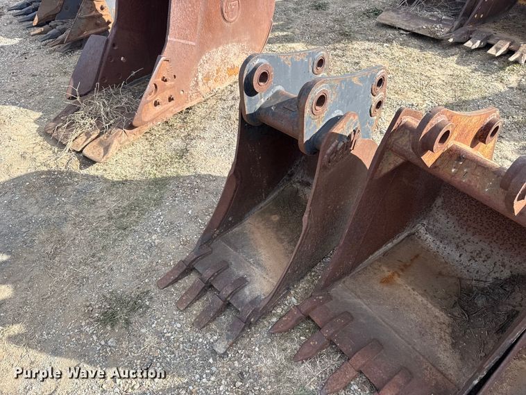 image for item FH6548 (5) excavator buckets