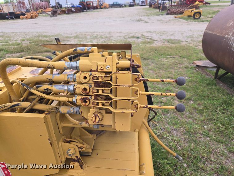 image for item FH6574 Midwestern M540 dozer boom winch