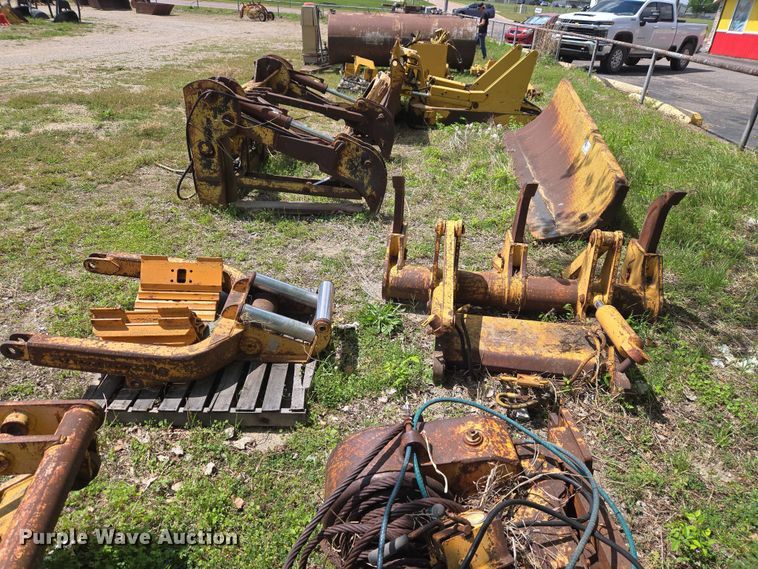 image for item FH6579 Dozer parts