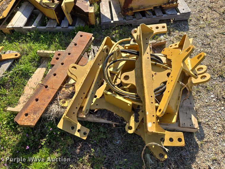 image for item FH6580 Approximately 15 drawbars