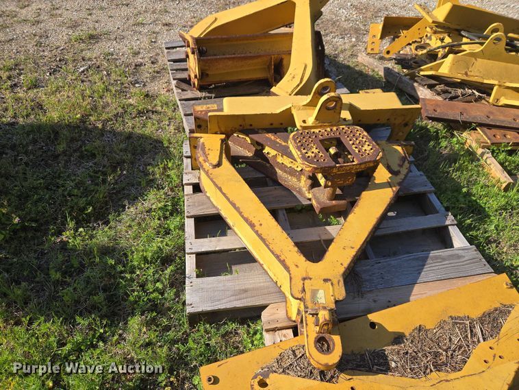 image for item FH6580 Approximately 15 drawbars