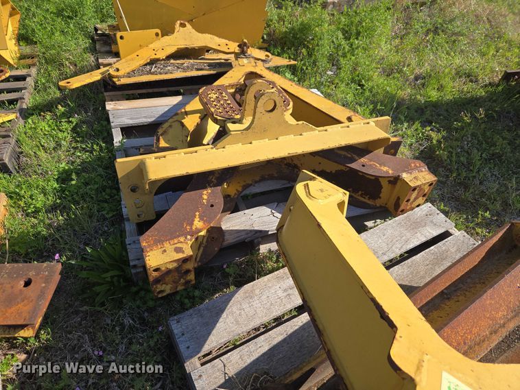 image for item FH6580 Approximately 15 drawbars
