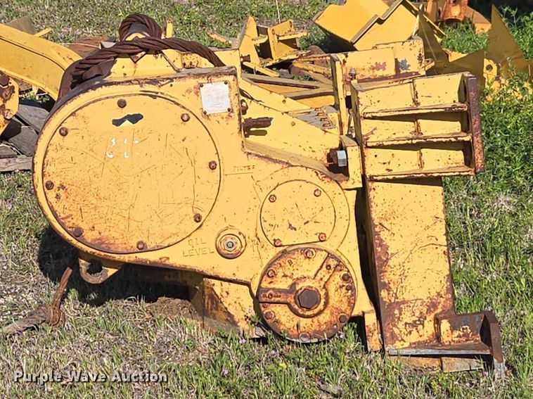 image for item FH6581 Paccar PA56-E00100 winch