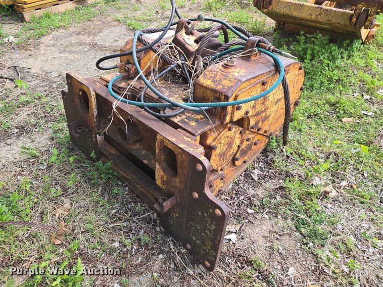 image for item FH6582 Hyster winch