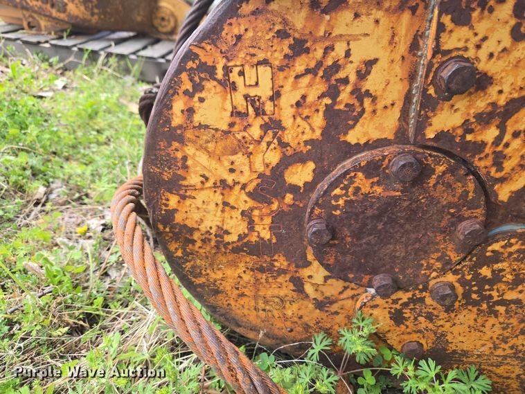 image for item FH6582 Hyster winch