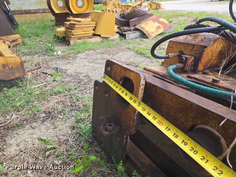 image for item FH6582 Hyster winch