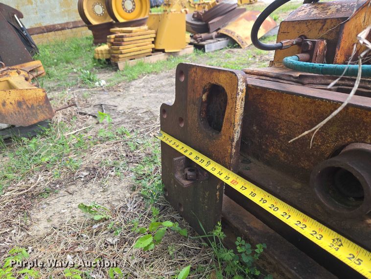 image for item FH6582 Hyster winch