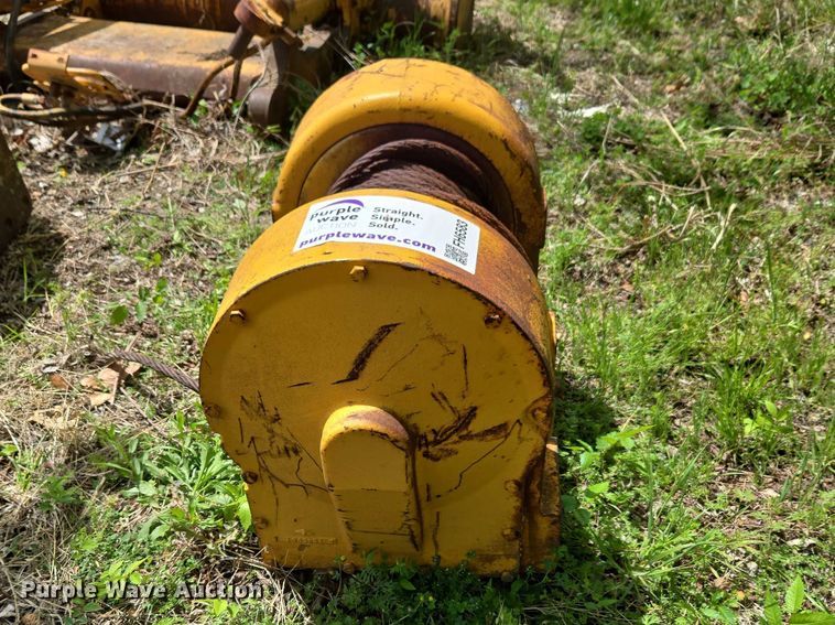 image for item FH6583 Winch