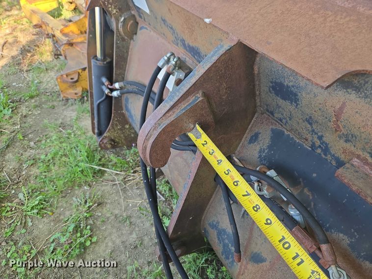 image for item FH6584 Caterpillar wheel loader 4-in-1 bucket