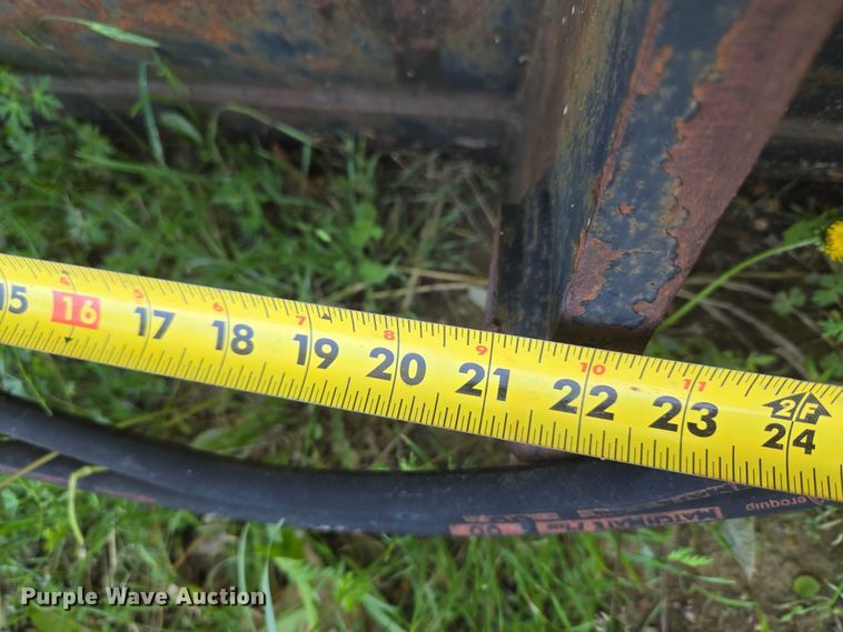 image for item FH6584 Caterpillar wheel loader 4-in-1 bucket