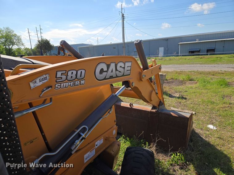 image for item FH6593 2016 Case 580 Super N backhoe