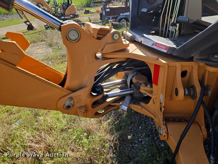 image for item FH6593 2016 Case 580 Super N backhoe